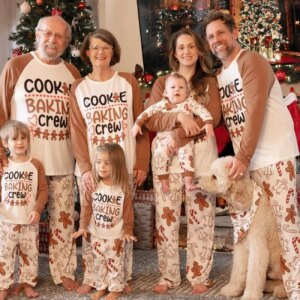 New Christmas Pyjamas Set Family Holiday Look Homewear Gingerbread Man Print Cute Pajamas Adults Kids Matching Outfits Xmas Pjs
