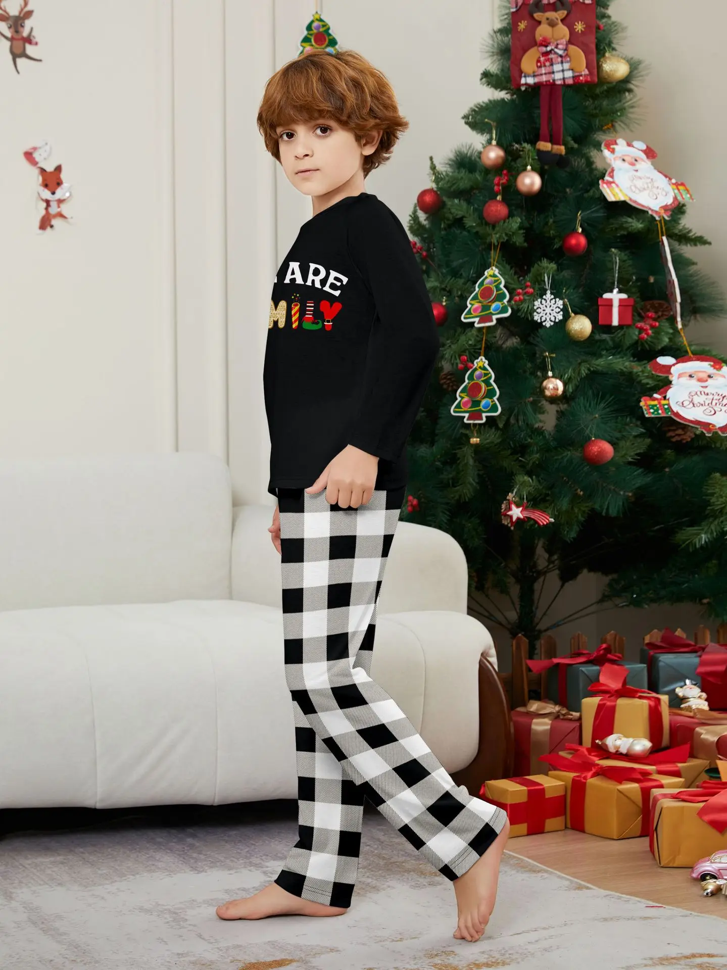 Happy New Year Family Matching Outfits Letter Plaid Print Parent-child 2 Pieces Suit Sleepwear Soft Loose Pajamas Set Xmas Wear Happy New Year Family Matching Outfits Letter Plaid Print Parent-child 2 Pieces Suit Sleepwear Soft Loose Pajamas Set Xmas Wear