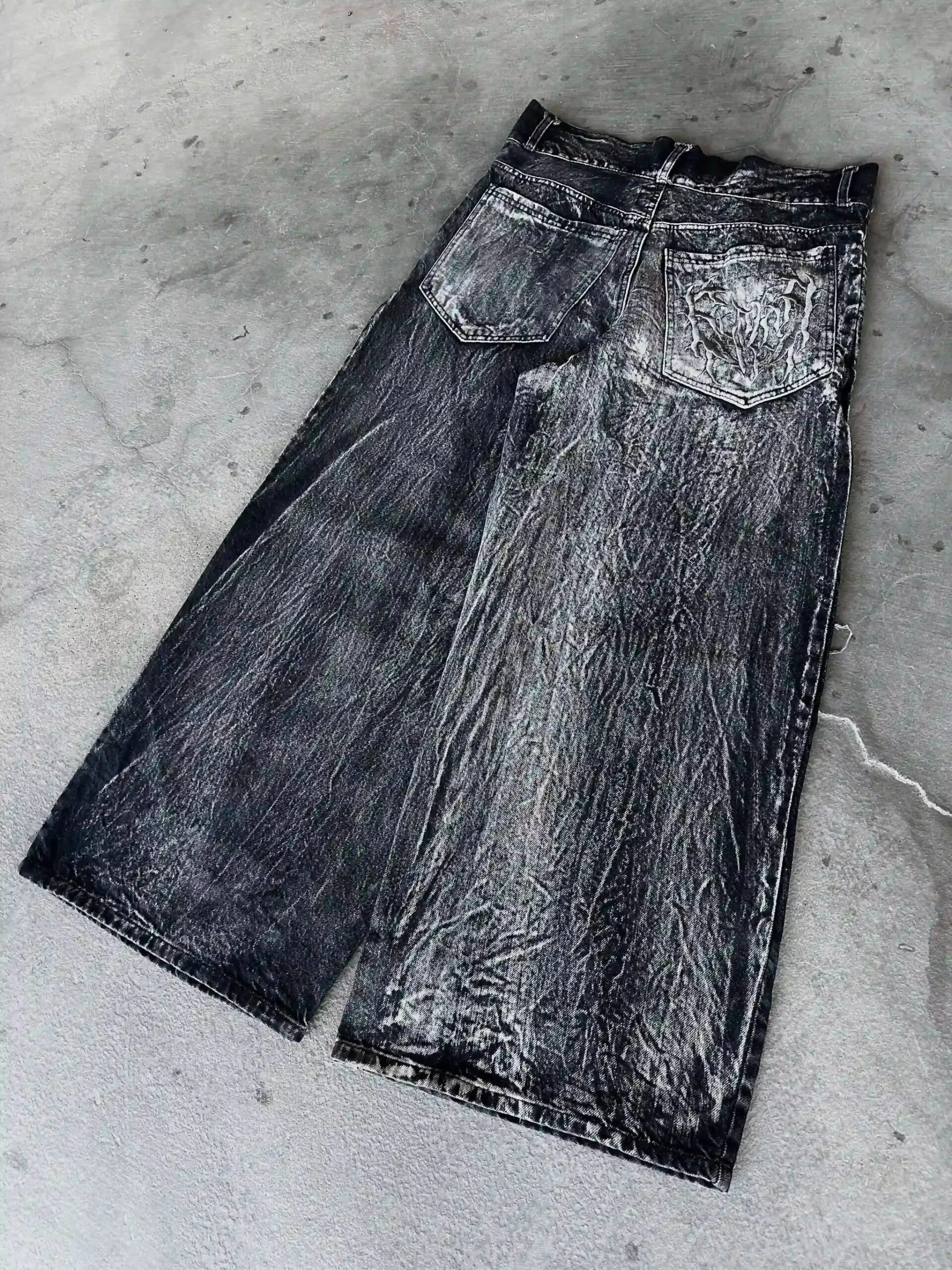 Gothic Retro Baggy Unisex Mopping Pants Y2K Phantom Jeans High Street Spider Embroidered Patch Hip Hop Streetwear Straight Jeans Gothic Retro Baggy Unisex Mopping Pants Y2K Phantom Jeans High Street Spider Embroidered Patch Hip Hop Streetwear Straight Jeans
