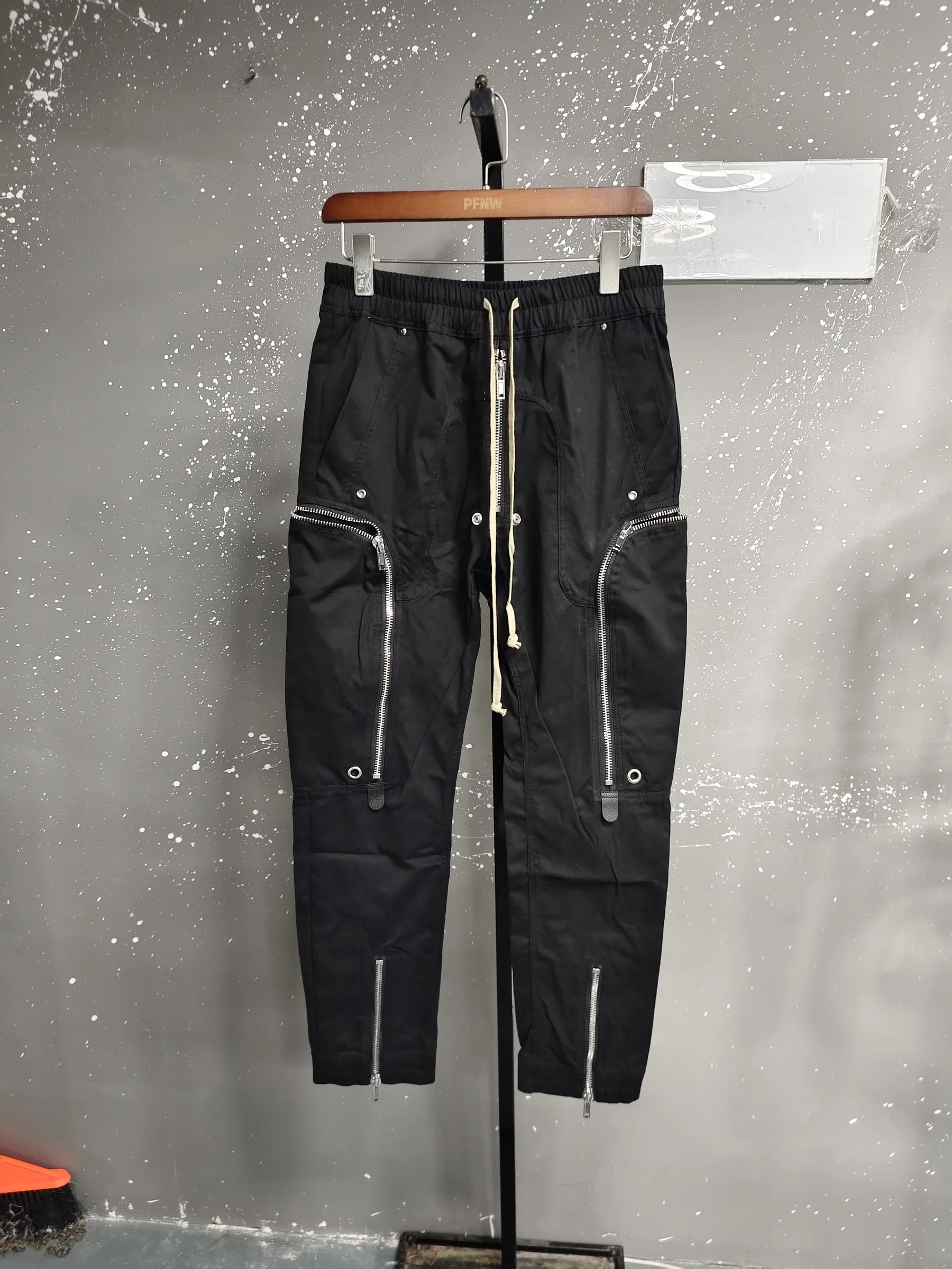 PFNW Men's Trousers Darkwear Heavy Multi-Zipper Side Pocket Biker Functional Slim Pencil Pants Unisex Causal Long Pants 28W5604 PFNW Men's Trousers Darkwear Heavy Multi-Zipper Side Pocket Biker Functional Slim Pencil Pants Unisex Causal Long Pants 28W5604