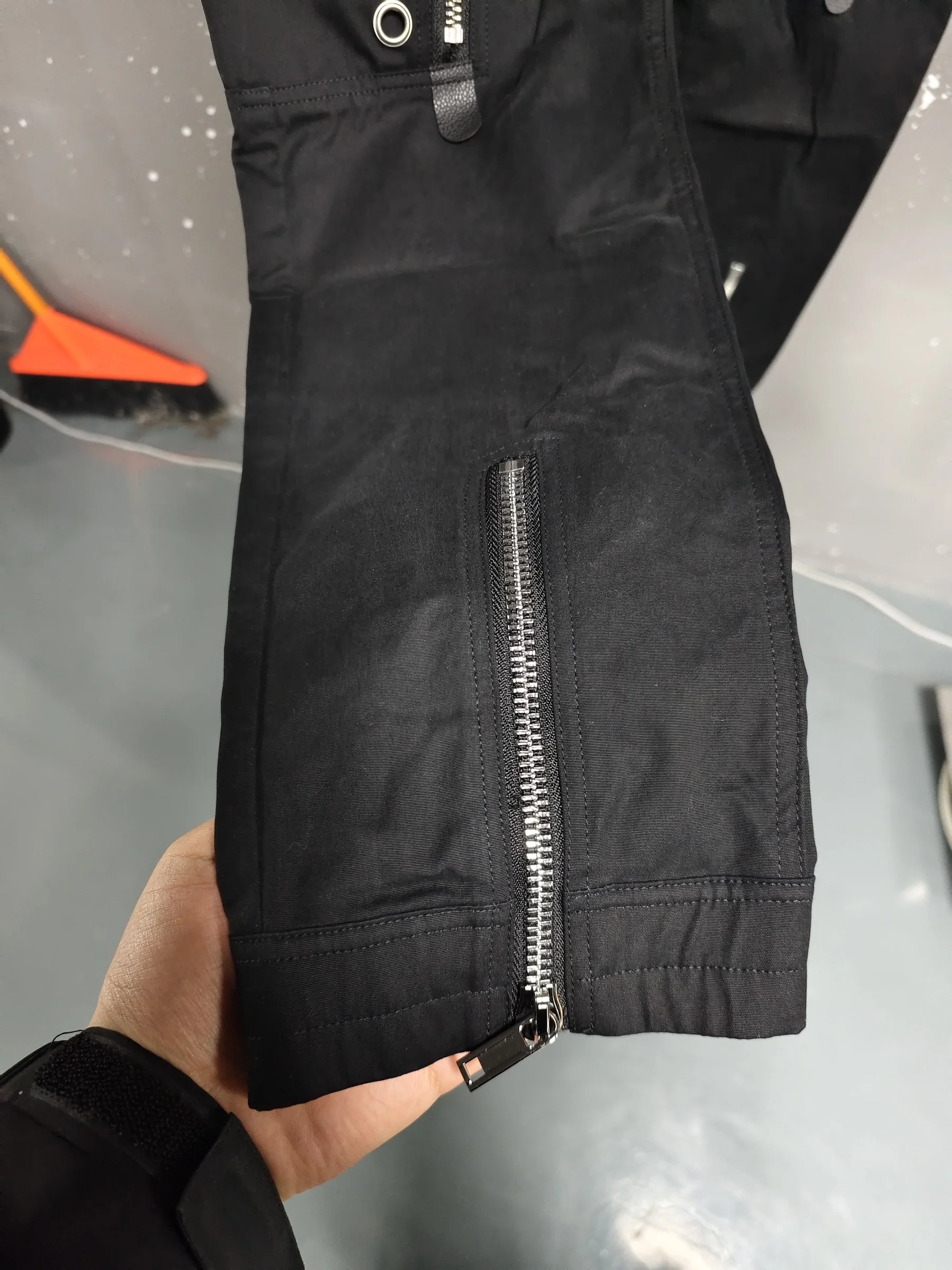 PFNW Men's Trousers Darkwear Heavy Multi-Zipper Side Pocket Biker Functional Slim Pencil Pants Unisex Causal Long Pants 28W5604 PFNW Men's Trousers Darkwear Heavy Multi-Zipper Side Pocket Biker Functional Slim Pencil Pants Unisex Causal Long Pants 28W5604