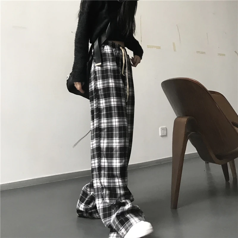 Oversize Women Sweatpants Fashion Black Plaid Casual Pants Baggy Elastic Waist Pockets Student Unisex Hip Hop Loose Trousers Oversize Women Sweatpants Fashion Black Plaid Casual Pants Baggy Elastic Waist Pockets Student Unisex Hip Hop Loose Trousers