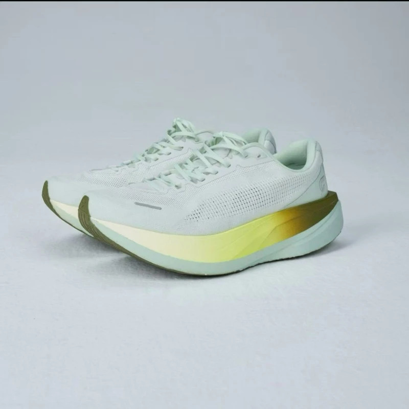 Luxury Brand Running Shoes For Men Women Designer Jogging Shoes Unisex Carbon Plate Gym Training Shoes Couples Soft Running Shoe