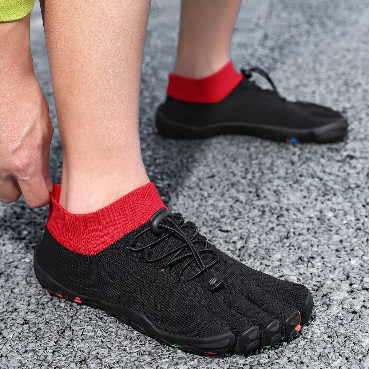 2026 New Men FiveFingers Casual Sneakers Unisex Split Toe Shoe Men Outdoor Off-road Shoes Couple Five Toe Running Shoes 2026 New Men FiveFingers Casual Sneakers Unisex Split Toe Shoe Men Outdoor Off-road Shoes Couple Five Toe Running Shoes