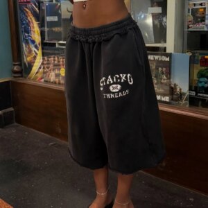 Y2K Pilot Sweatshorts Black Crest Graphic Woven Label 3/4 Length Shorts American Vintage Casual Terry Unisex Baggy Longshorts