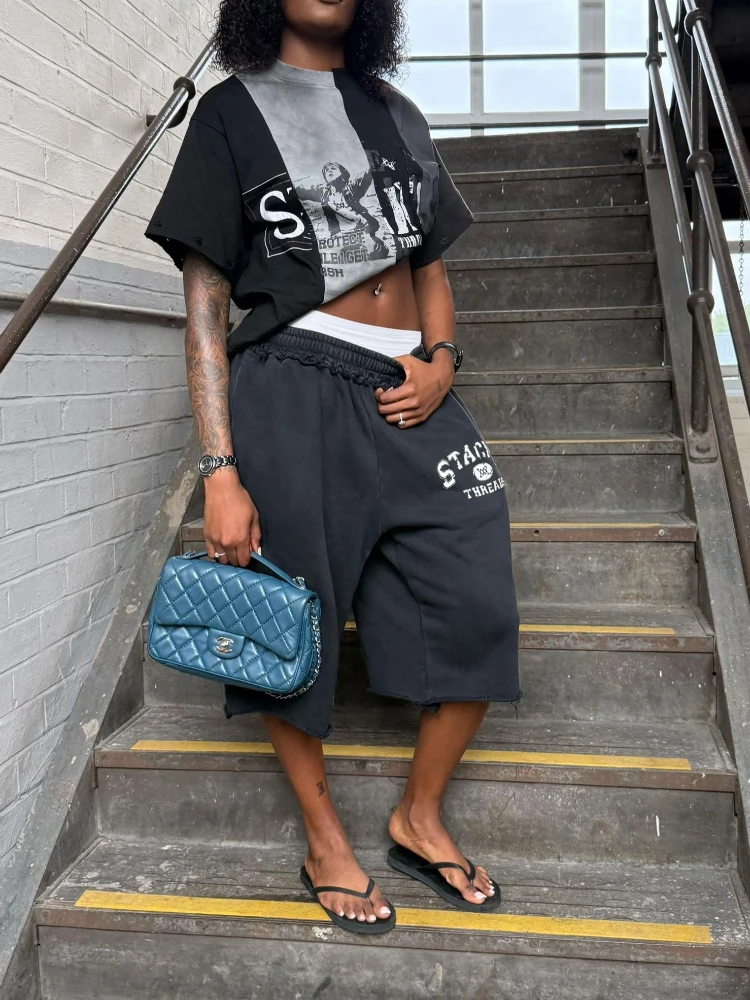 Y2K Pilot Sweatshorts Black Crest Graphic Woven Label 3/4 Length Shorts American Vintage Casual Terry Unisex Baggy Longshorts