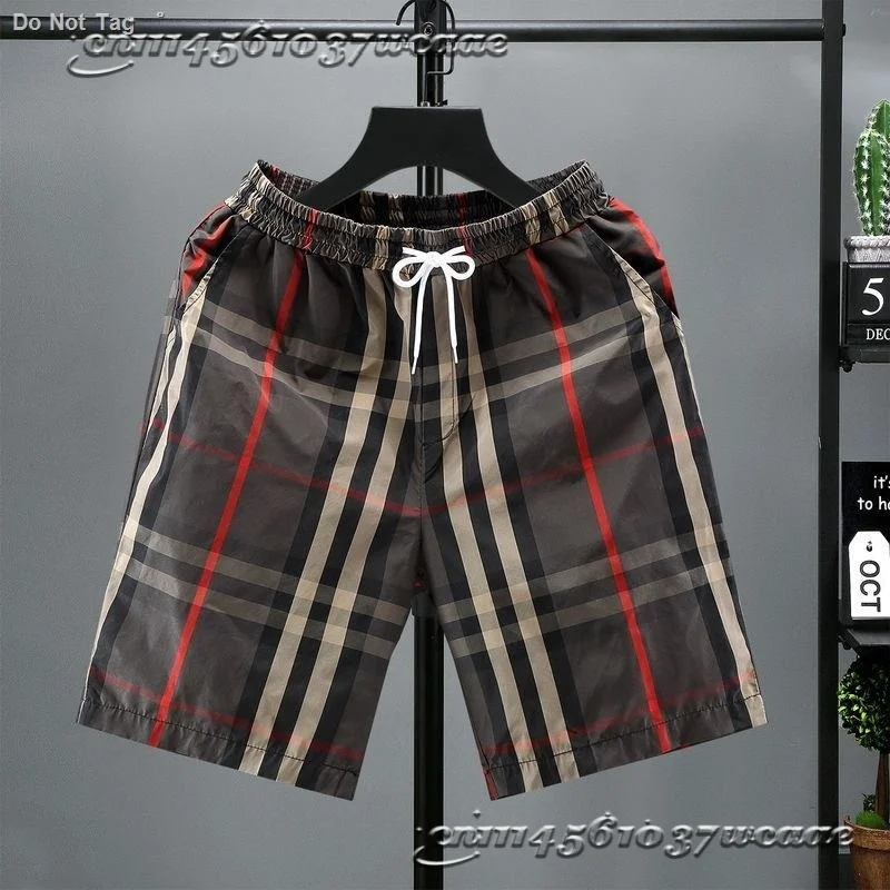 Unisex 2026 New Hot Sale Universal Casual Shorts British Vertical Color Plaid Breathable Beach Shorts Loose Sports Shorts Unisex 2026 New Hot Sale Universal Casual Shorts British Vertical Color Plaid Breathable Beach Shorts Loose Sports Shorts
