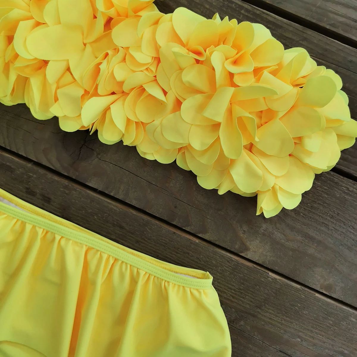 Sexy 3D Flower Bikini Set Brazilian Biquini Low Waist Swimwear Push Up SwimSuit Women Solid Swimwear Sexy Beach Wear Female Sexy 3D Flower Bikini Set Brazilian Biquini Low Waist Swimwear Push Up SwimSuit Women Solid Swimwear Sexy Beach Wear Female