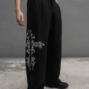 Cross-print straight-leg sweatpants with a loose fit. Unisex street style and casual style. Comfortable in all seasons.