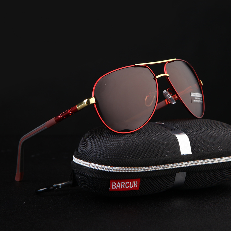 Stylish Sunglasses With Aluminium Frame Stylish Sunglasses With Aluminium Frame