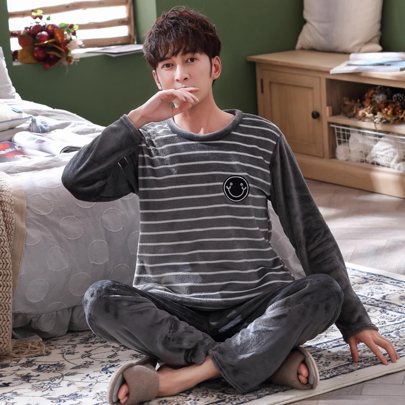 Men's Long Sleeved Warm Pajama Set - Image 2